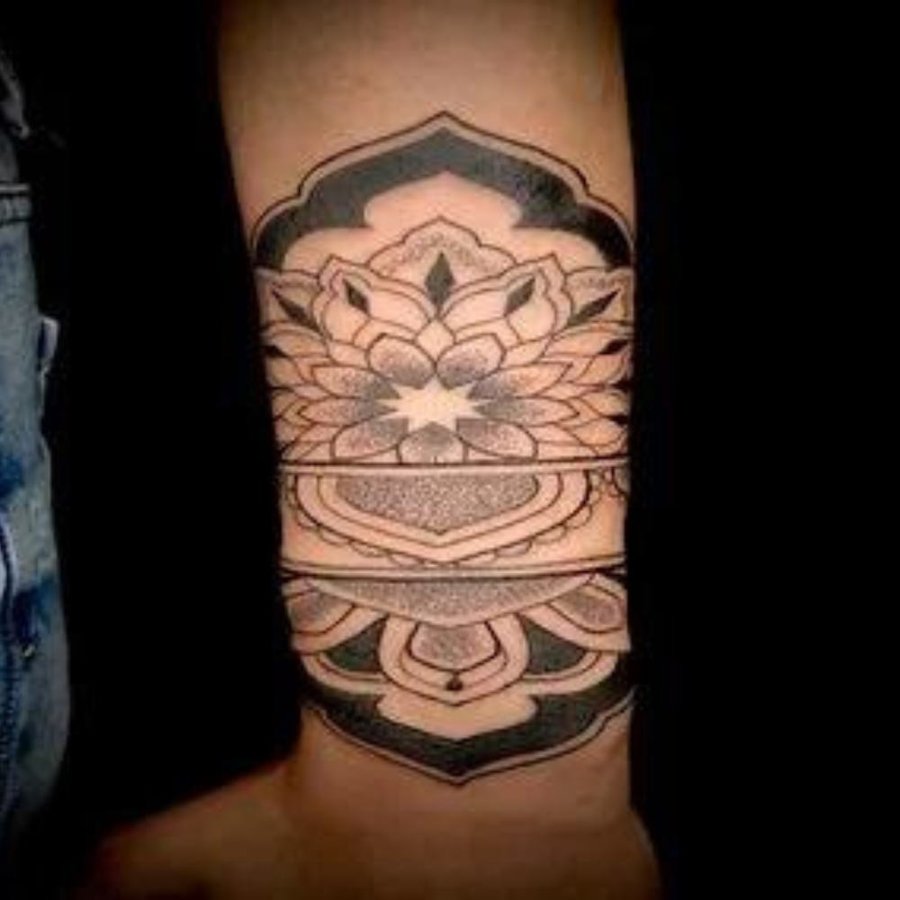 decoración del antebrazo